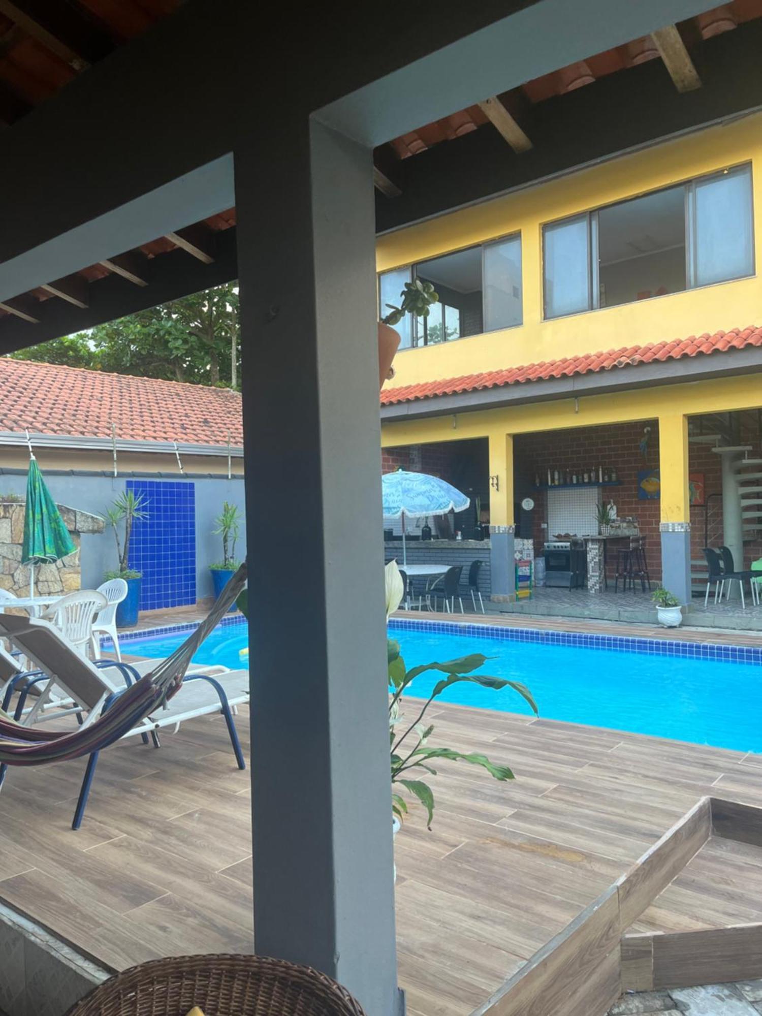 Lindo Sobrado Amarelo -Proximo A Praia Mongaguá Exterior foto